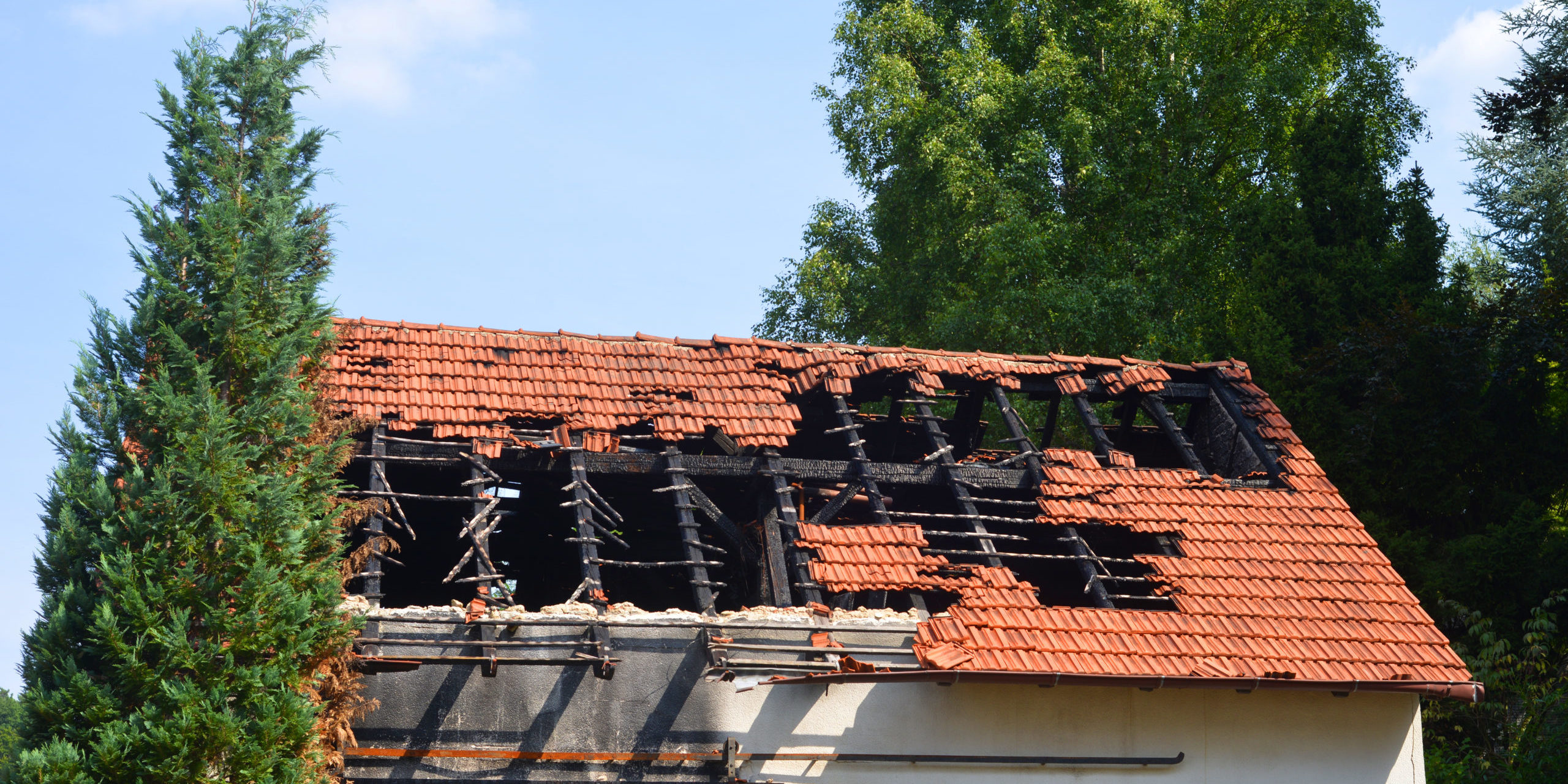 Small barn destroyed by a fire